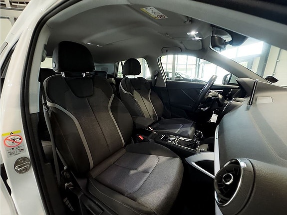 Audi Q2 13 of 24