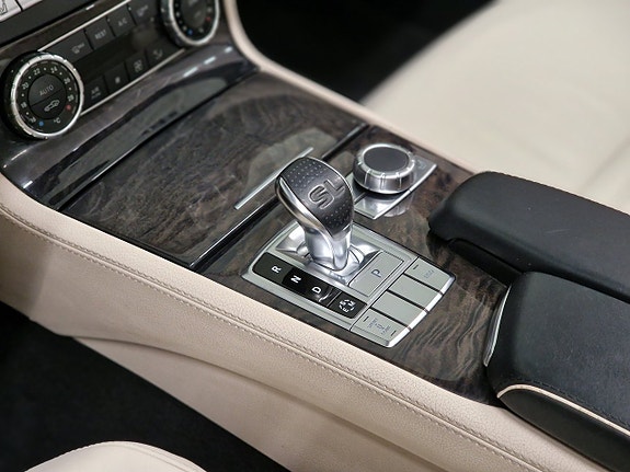 Mercedes-Benz SL350 15 of 22