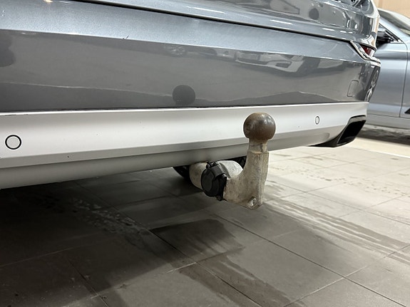 Volvo XC90 15 of 16