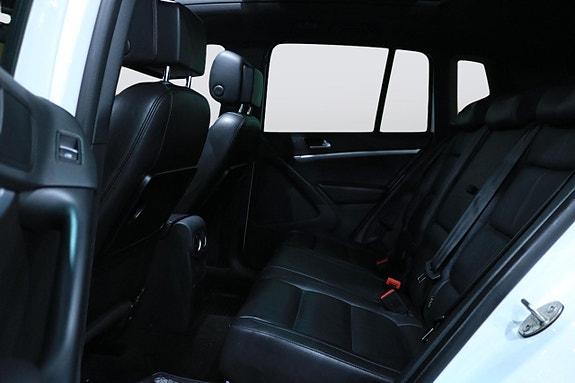 Volkswagen Tiguan 7 of 25
