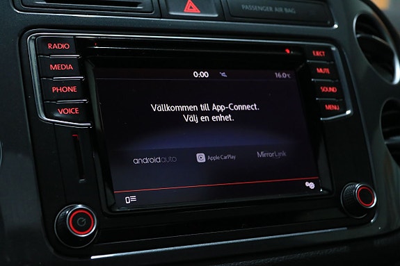 Volkswagen Tiguan 13 of 25