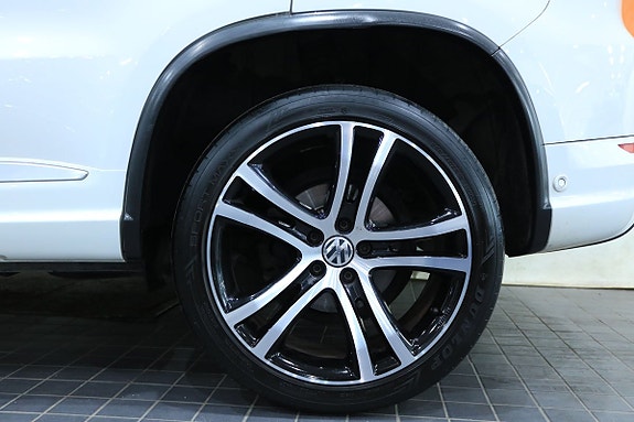 Volkswagen Tiguan 21 of 25