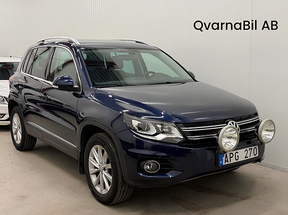 Volkswagen Tiguan 2 of 5