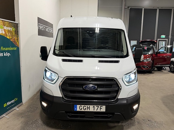 Ford Transit 4 of 5