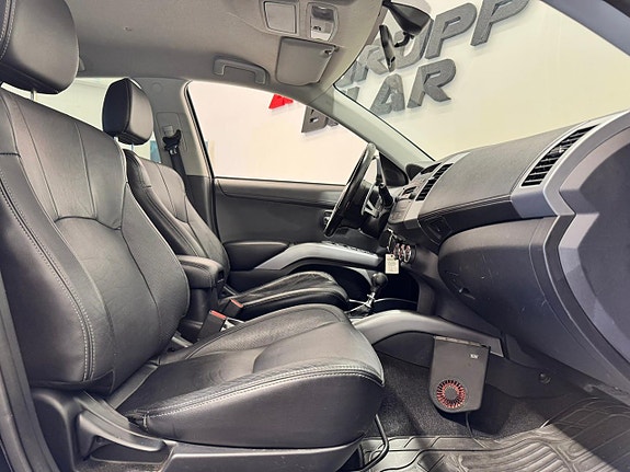Mitsubishi Outlander 6 of 19