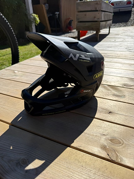 Product image 6 of 8