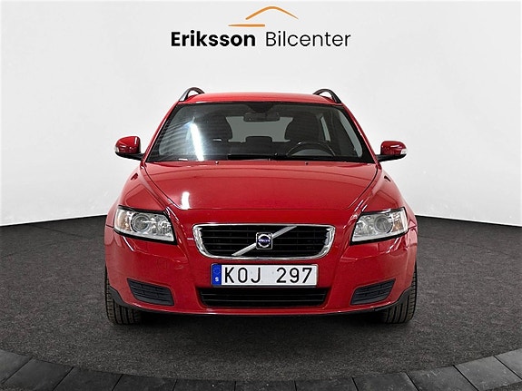 Volvo V50 3 of 21