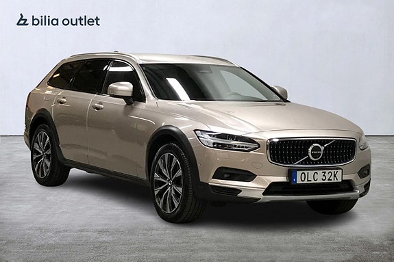 Volvo V90 Cross Country 4 of 5