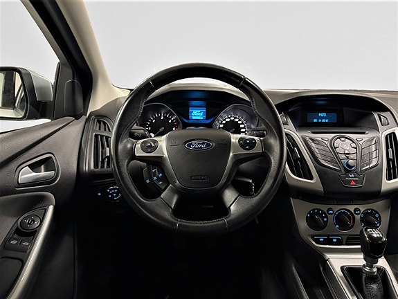 Ford Focus 13 of 24