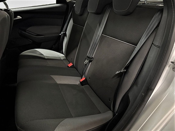 Ford Focus 18 of 24