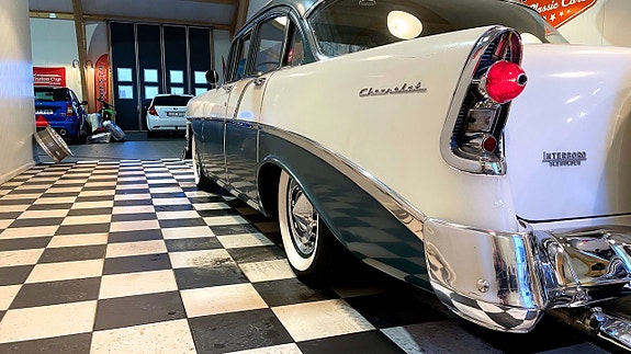 Chevrolet 210 14 of 30