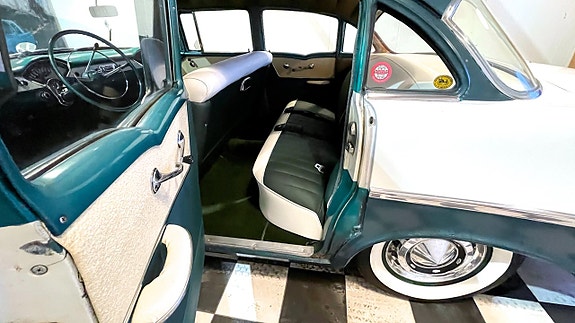 Chevrolet 210 23 of 30