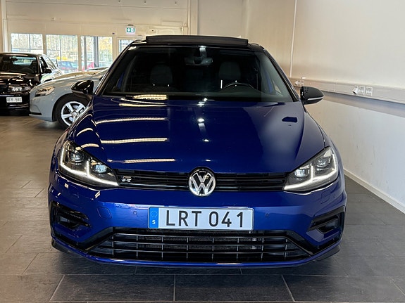 Volkswagen Golf VII 3 of 18