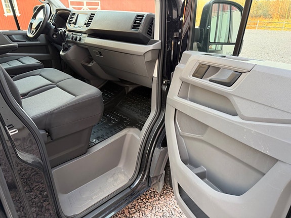 Volkswagen Crafter 35 11 of 16