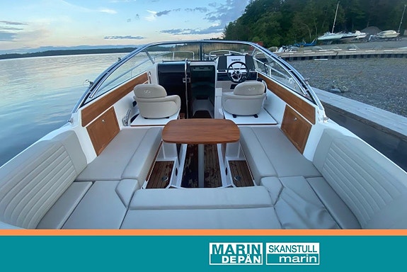 AQUADOR 25 DC med MERCRUISER 4,5L V6 (2020) 5 of 13