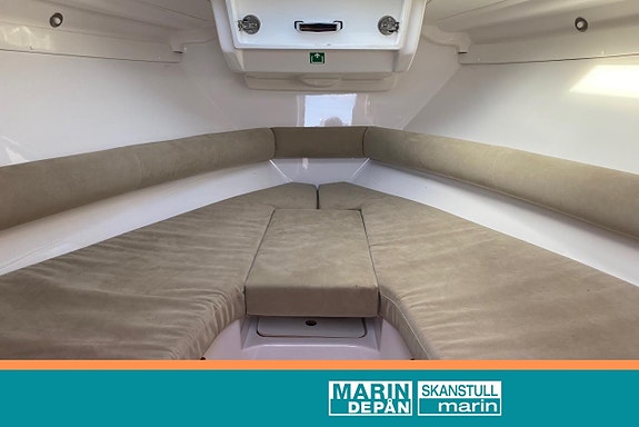 AQUADOR 25 DC med MERCRUISER 4,5L V6 (2020) 13 of 13