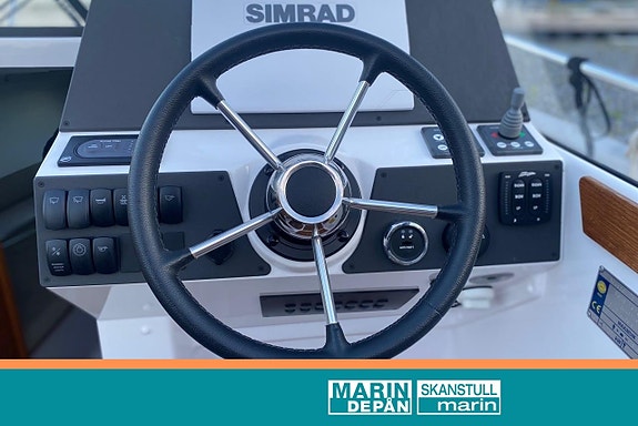 AQUADOR 25 DC med MERCRUISER 4,5L V6 (2020) 8 of 13
