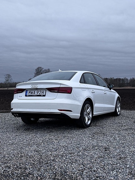 Audi A3 4 of 19