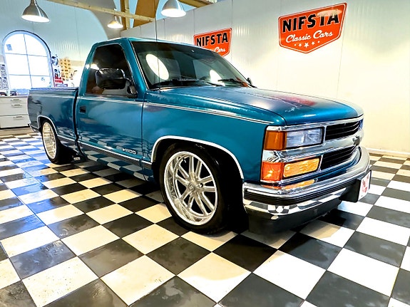 Chevrolet C1500 6 of 30