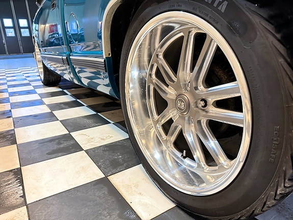 Chevrolet C1500 19 of 30