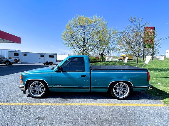 Chevrolet C1500 26 of 30