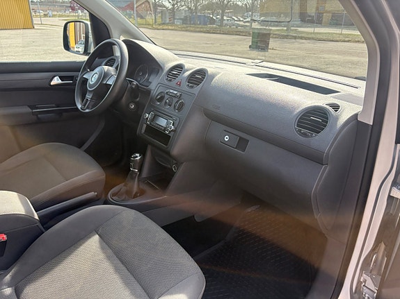 Volkswagen Caddy 9 of 12