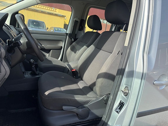 Volkswagen Caddy 8 of 12
