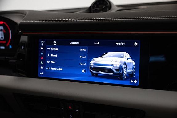 Porsche Macan 4S 15 of 23