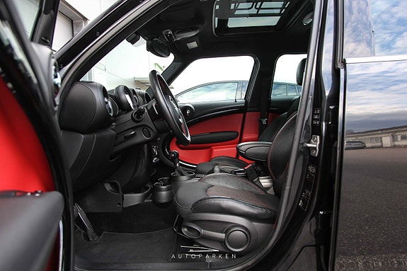 MINI Countryman Cooper S 9 of 19