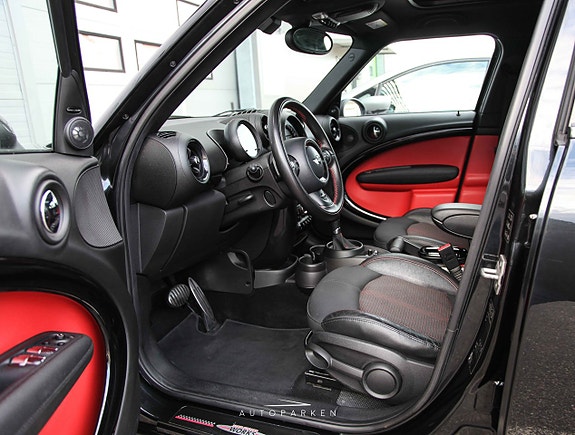 MINI Countryman Cooper S 8 of 19