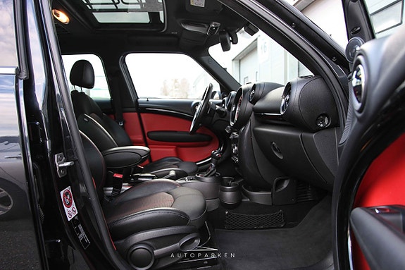 MINI Countryman Cooper S 13 of 19