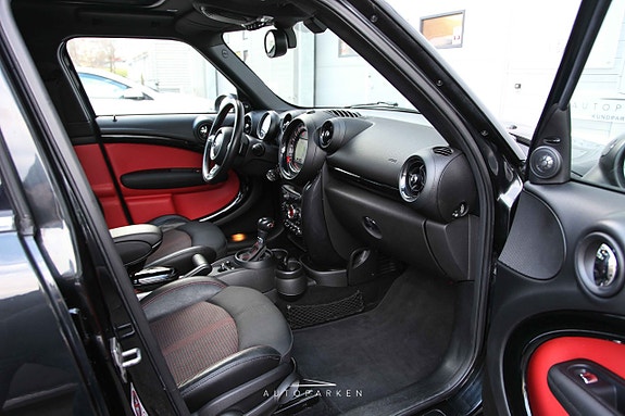 MINI Countryman Cooper S 12 of 19