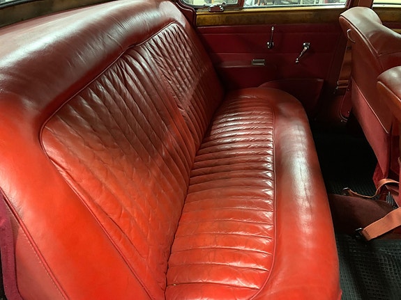 Jaguar Mark 2 18 of 30