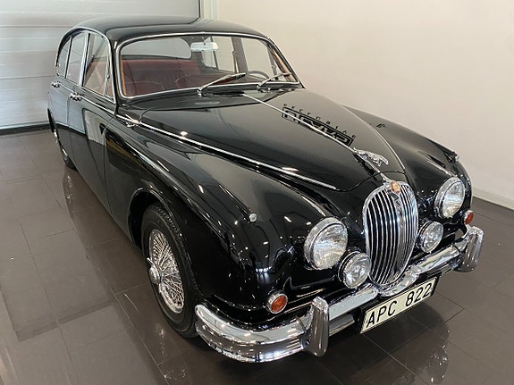 Jaguar Mark 2 12 of 30