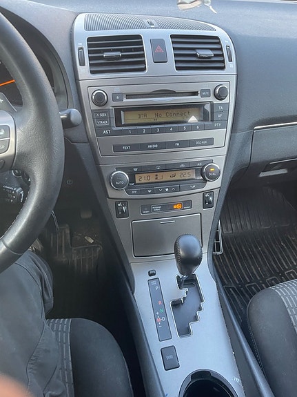 Toyota Avensis 17 of 23