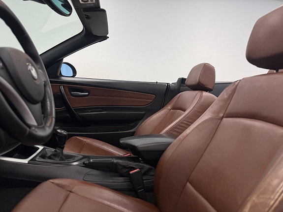 BMW 120 13 of 16