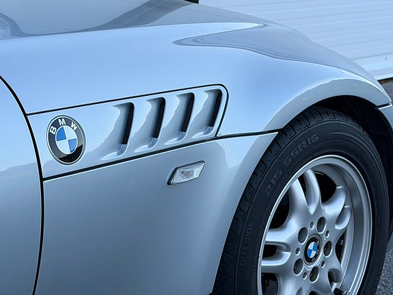 BMW Z3 4 of 5