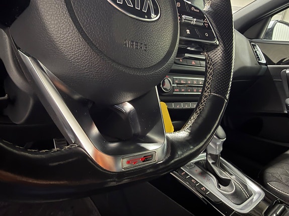 Kia Ceed 15 of 19
