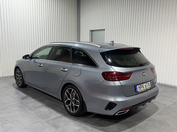 Kia Ceed 4 of 5