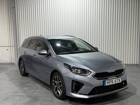 Kia Ceed 3 of 5