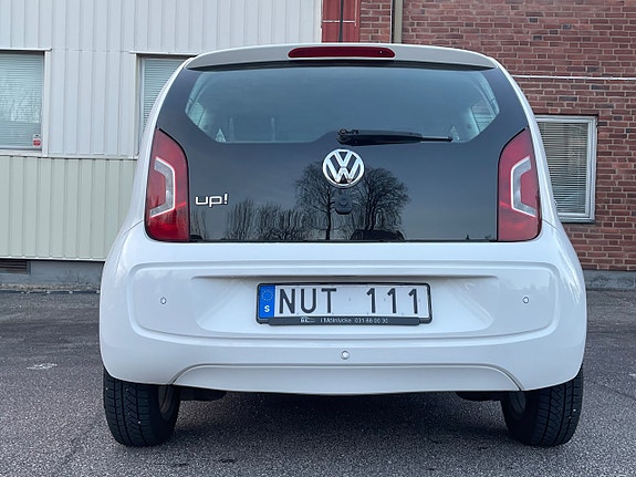 Volkswagen UP! 9 of 14
