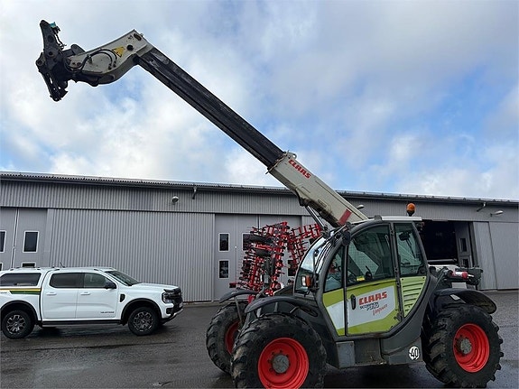 CLAAS SCORPION 7030 TELESKOPLASTARE