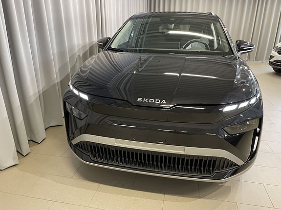 Skoda Enyaq 2 of 5