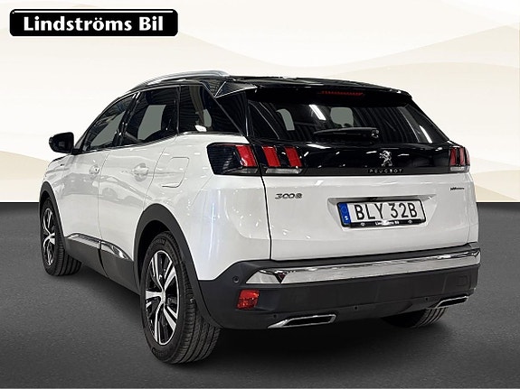 Peugeot 3008 4 of 5