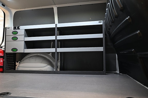 Volkswagen Transporter 8 of 29