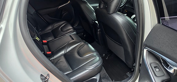 Volvo V40 6 of 10