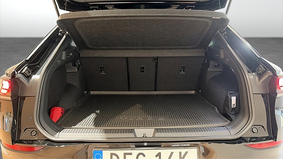 Volkswagen T-Roc 12 of 14