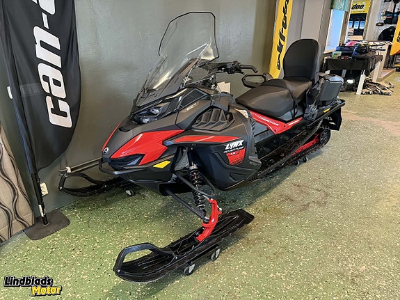 Lynx Adventure LX 137" 600 ACE -26 m. elstart / moms