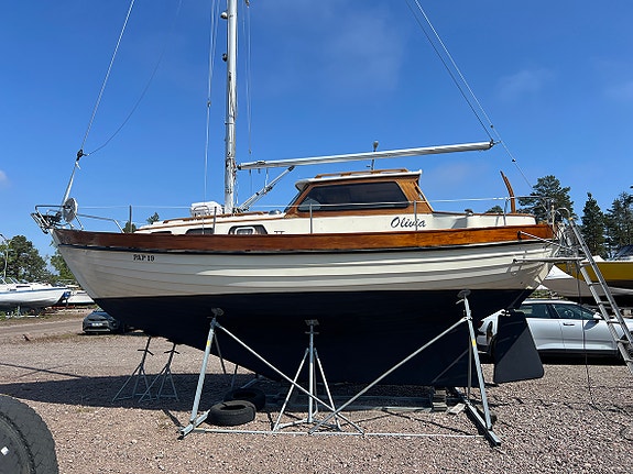 Motorseglare Marina-85 3 of 8