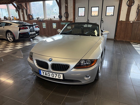 BMW Z4 4 of 5